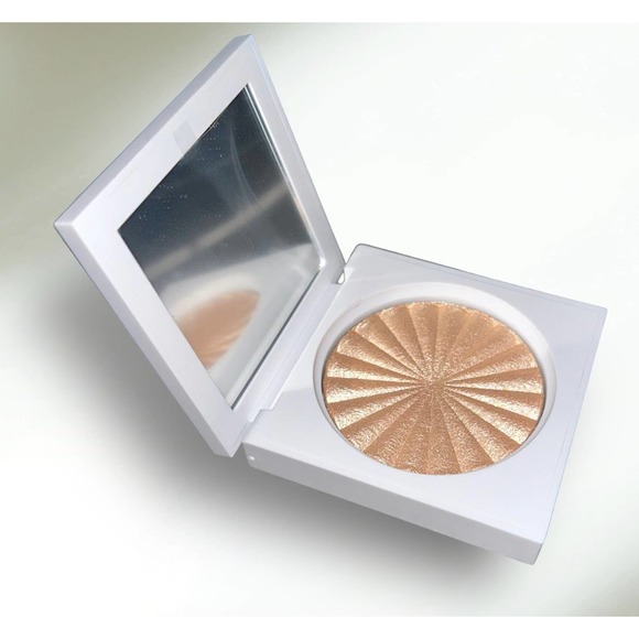 Ofra Cosmetics Highlighter in Rodeo Drive - Picture 5 of 6